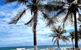 Kitnets Itapuã Residência - 1 Minuto de Caminhada Ate a Praia